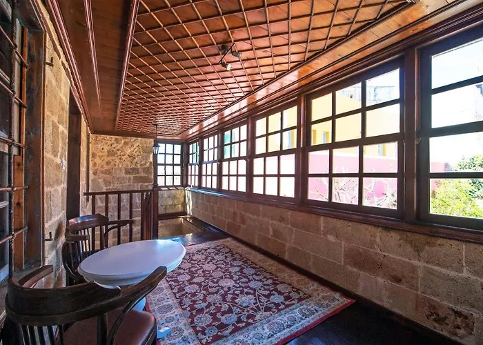 Saint Artemios Boutique Otel 4*