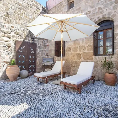 ホテル Saint Artemios Boutique Rhodes City