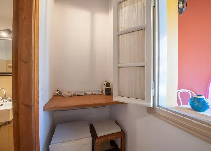 Otel Saint Artemios Boutique 4*